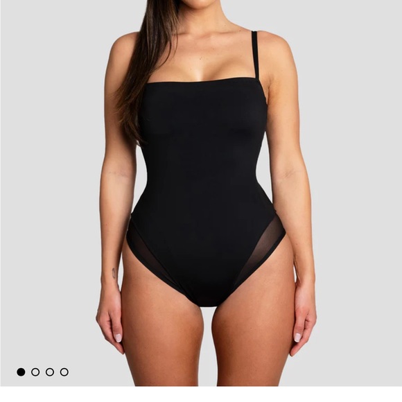 TA3 Squarey Thin Straps Swimsuit - Picture 6 of 7